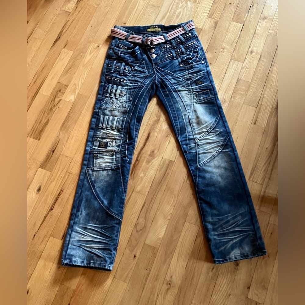 Women’s Boot Cut Jeans in Distressed Dark Blue - Unbranded